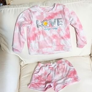 Cute girls outfit size 4